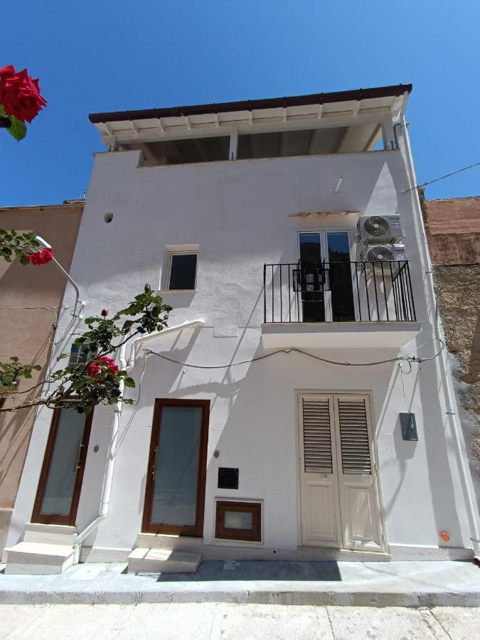 Casa Vacanze A&G كاستيلاّماري ديل غو المظهر الخارجي الصورة