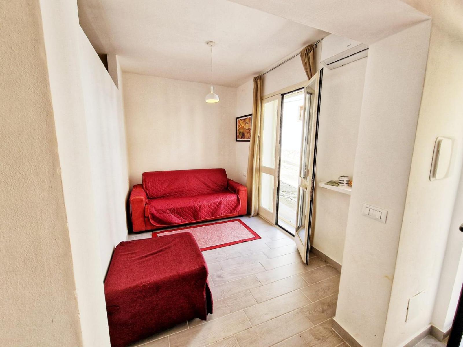 Casa Vacanze A&G كاستيلاّماري ديل غو الغرفة الصورة